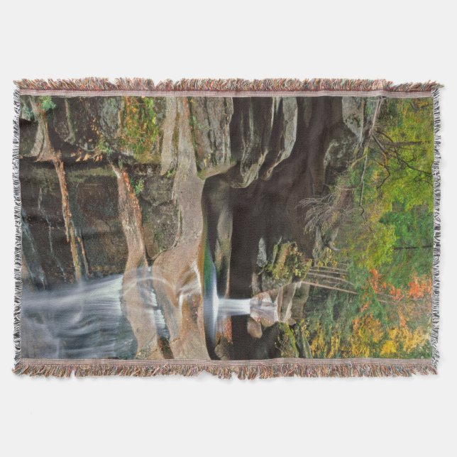 USA, New England, New Hampshire, White Mountains Throw Blanket (Front)