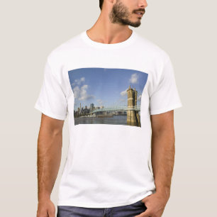 USA, Ohio, Cincinnati: Roebling Suspension 2 T-Shirt