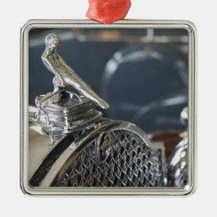 USA, Ohio, Dayton: America’s Packard Museum Metal Ornament