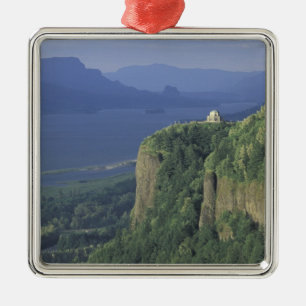 USA, Oregon, Columbia River Gorge NSA. View of Metal Ornament