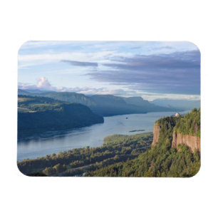 USA, Oregon, Columbia River Gorge, Vista House Magnet