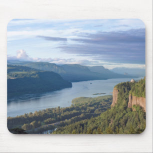 USA, Oregon, Columbia River Gorge, Vista House Mouse Pad
