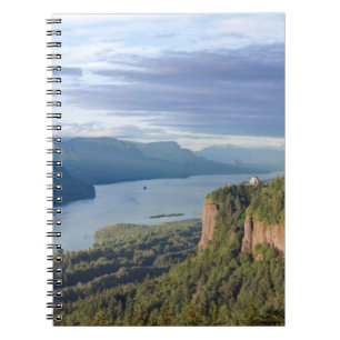 USA, Oregon, Columbia River Gorge, Vista House Notebook