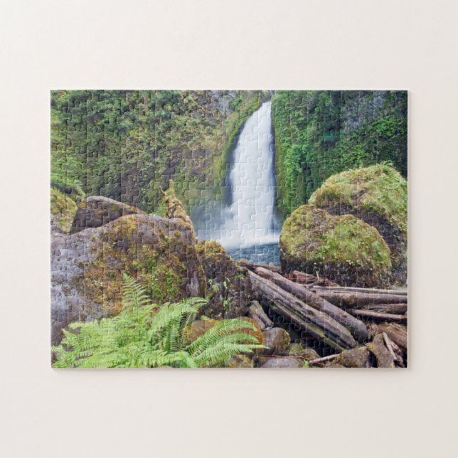 USA, Oregon, Columbia River Gorge, Wahclella Jigsaw Puzzle (Horizontal)