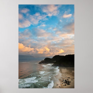 USA, Oregon. Heceta Head Lighthouse in morning Poster