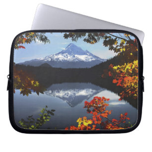 USA, Oregon, Mt. Hood National Forest. Laptop Sleeve