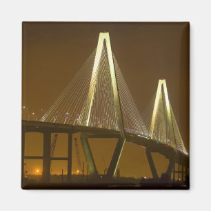 USA, South Carolina, Charleston. Arthur Magnet