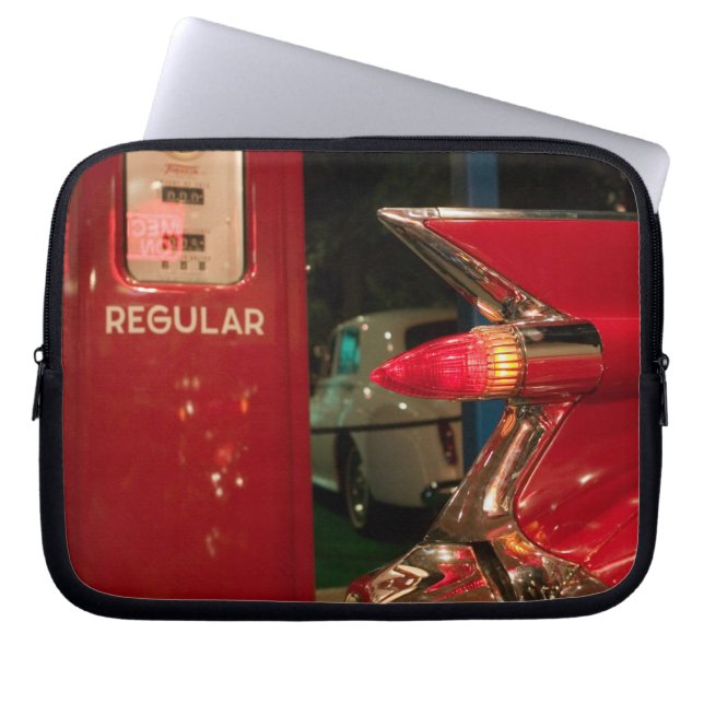 USA, Tennessee, Memphis, Elvis Presley 2 Laptop Sleeve (Front)