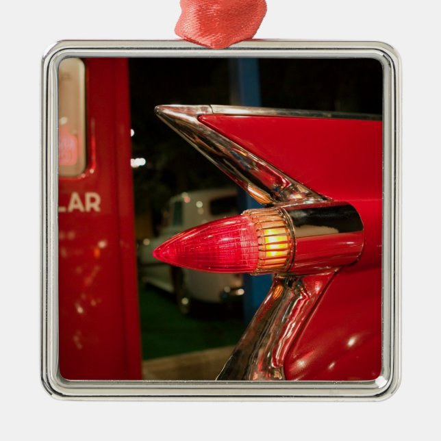 USA, Tennessee, Memphis, Elvis Presley Metal Ornament (Front)