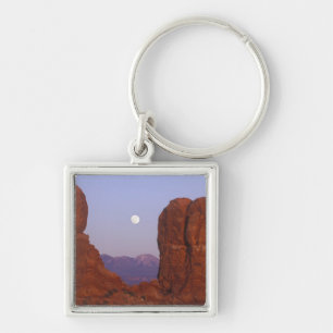 USA, Utah, Arches NP, Full Moon Rising at Key Ring