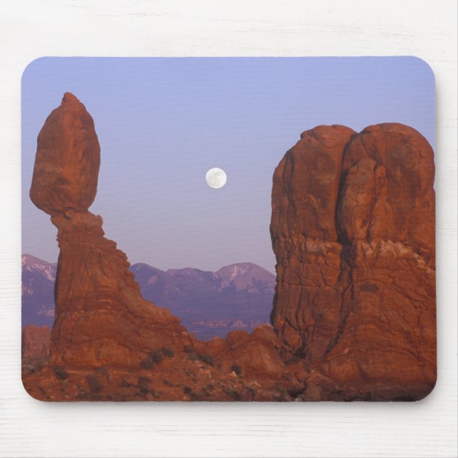 USA, Utah, Arches NP, Full Moon Rising at Mouse Pad (Front)