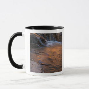 USA, Utah, Escalante Wilderness. Waterfall in Mug