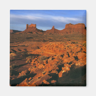 USA, Utah, Monument Valley. Sunset light Magnet