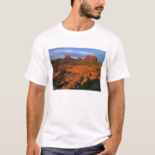 USA, Utah, Monument Valley. Sunset light T-Shirt