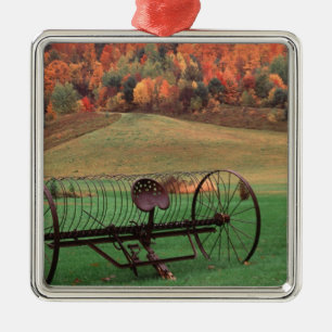 USA, Vermont, Farm. Metal Tree Decoration