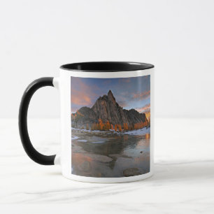 USA, Washington, Cascade Mountains. Prusik Mug