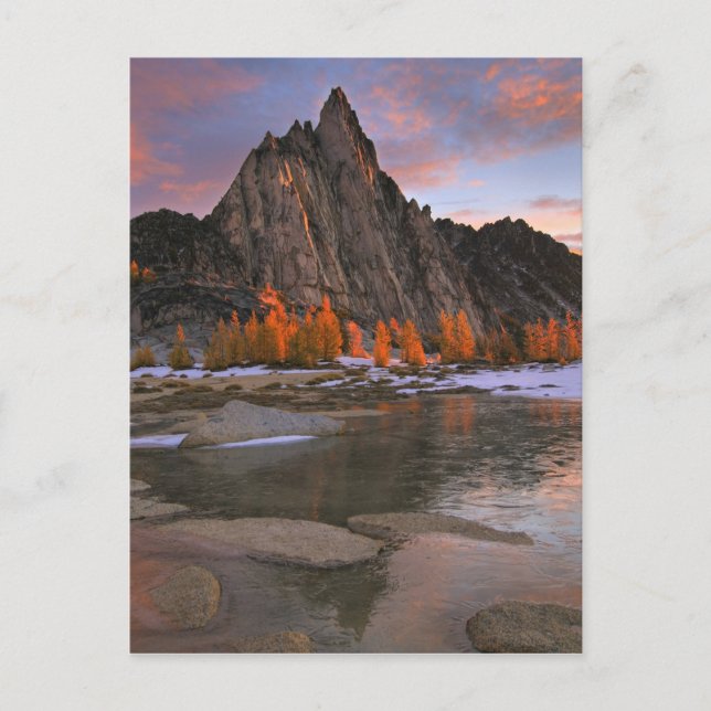 USA, Washington, Cascade Mountains.  Prusik Peak Postcard (Front)