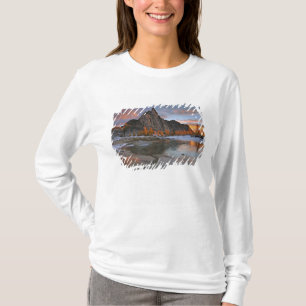 USA, Washington, Cascade Mountains. Prusik T-Shirt