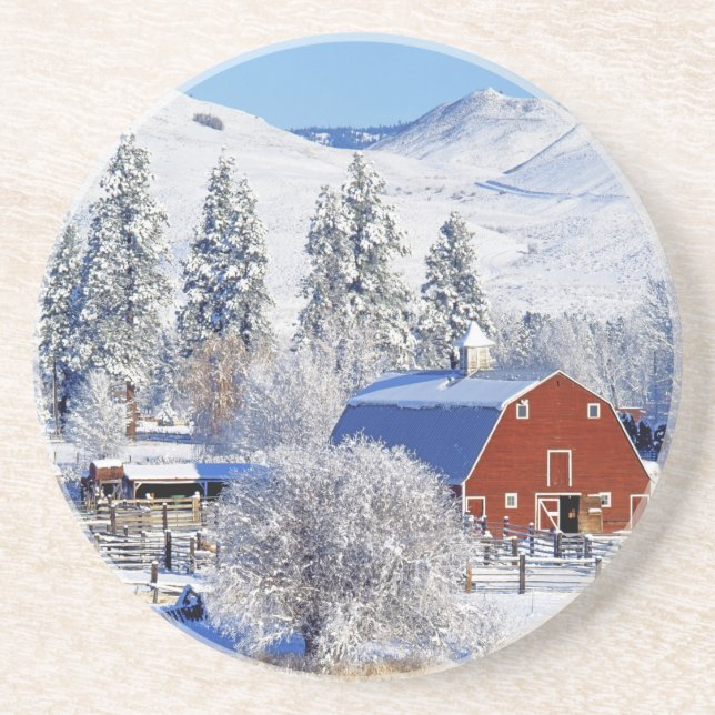 USA, Washington, Methow Valley, Barns in Coaster (Front)