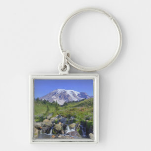 USA, Washington, Mt. Rainier NP, Mt. Rainier and 2 Key Ring