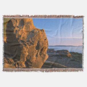 USA, Washington, Orcas Island, Boulder Throw Blanket
