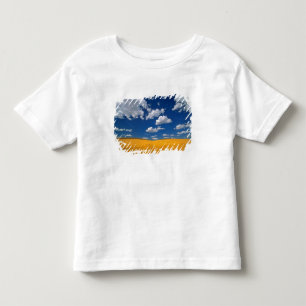 USA, Washington State, Colfax. Ripe barley meets Toddler T-Shirt