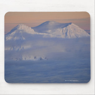 USA, Washington State, Mount Rainier peak in Mouse Pad
