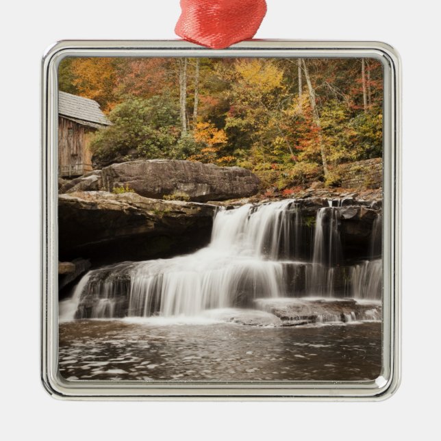 USA, West Virginia, Clifftop. Babcock State Metal Tree Decoration (Front)