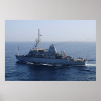 USS Gladiator (MCM 11)