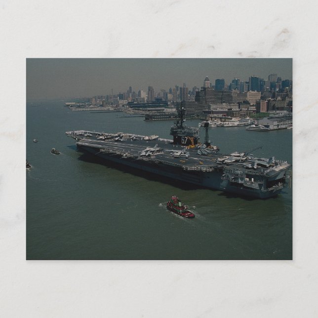 USS John F. Kennedy", entering New York's Hudson R Postcard (Front)
