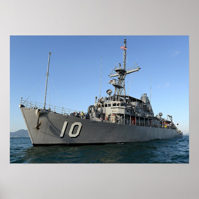 USS Warrior (MCM 10) Poster (Front)