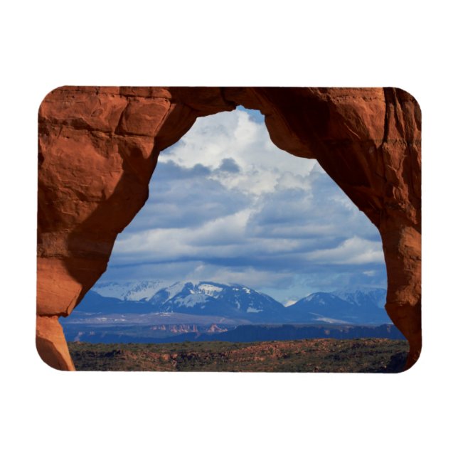 Utah, Arches National Park, Delicate Arch Magnet (Horizontal)