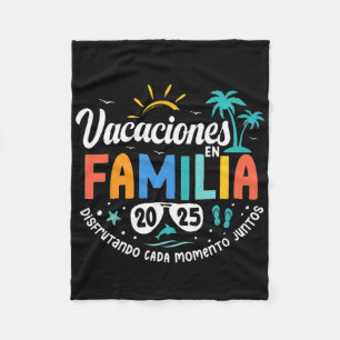 Vacaciones En Familia 2025  Fleece Blanket