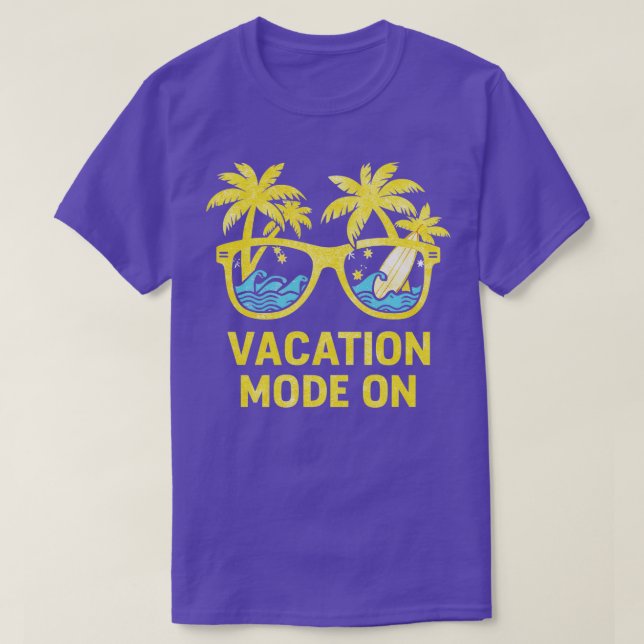 vacation mode on T-Shirt (Design Front)
