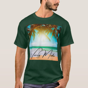Vacay Mode Style Vacation Hawaii Happy Holidays T- T-Shirt