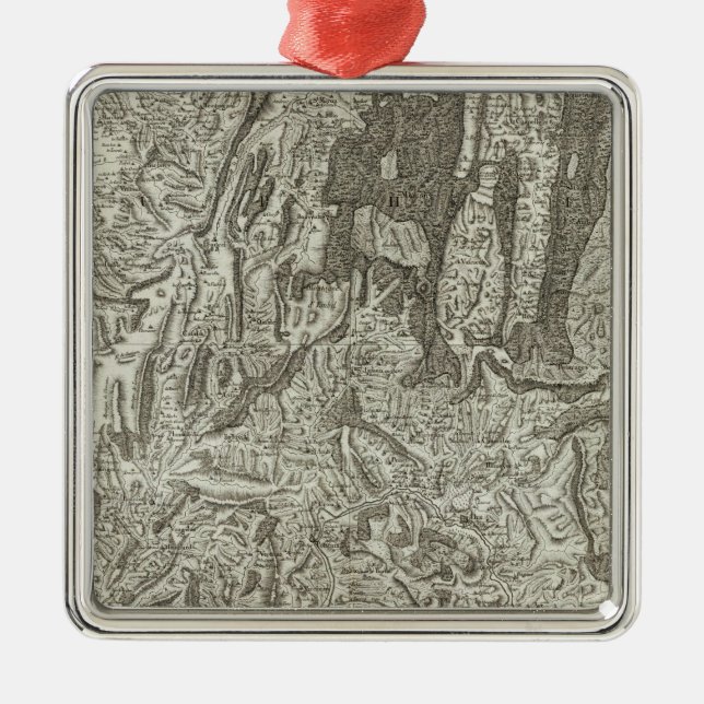 Valence Metal Tree Decoration (Front)