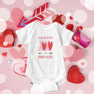 Valentine Baby Clothes XOXO Hugs and Kisses Cute Baby Bodysuit