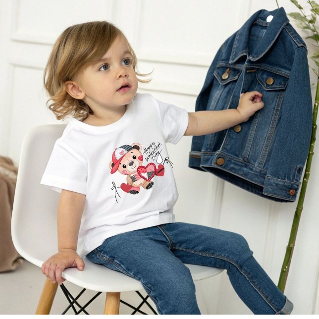 Valentine Bear with Hat T-Shirt (Creator Uploaded)