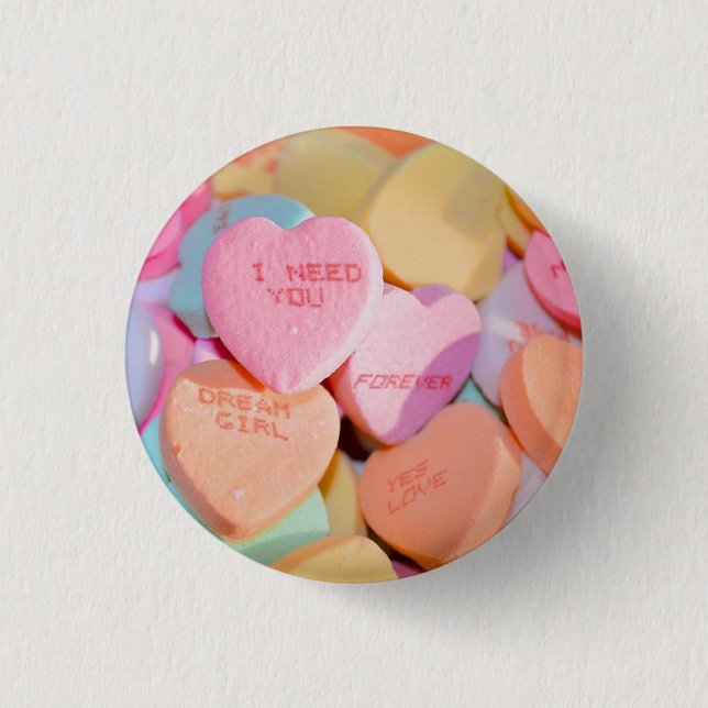 VALENTINE'S CANDY HEARTS  3 CM ROUND BADGE (Front)