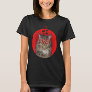 Valentines Day Cute Maine Coon Cat Heart Sunglasse T-Shirt