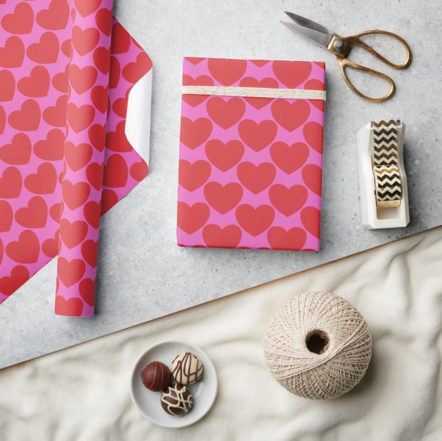 Valentine's Day Pink and Red Heart Pattern Wrapping Paper (Crafts)