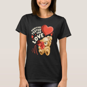 Valentine's day teddy bear with heart balloon T-Shirt