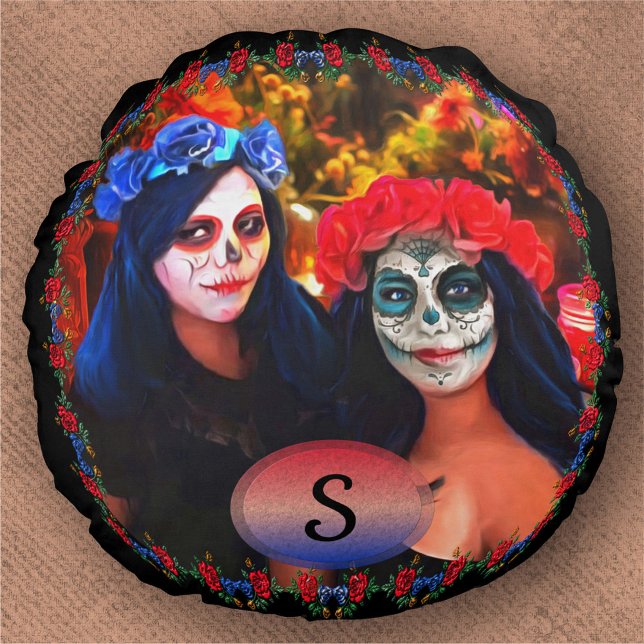 Vallarta Catrinas with Flowers & Candles 1718 Round Cushion (Creator Uploaded)