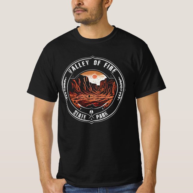 Valley Of Fire State Park Distressed Design T-Shirt (Front)