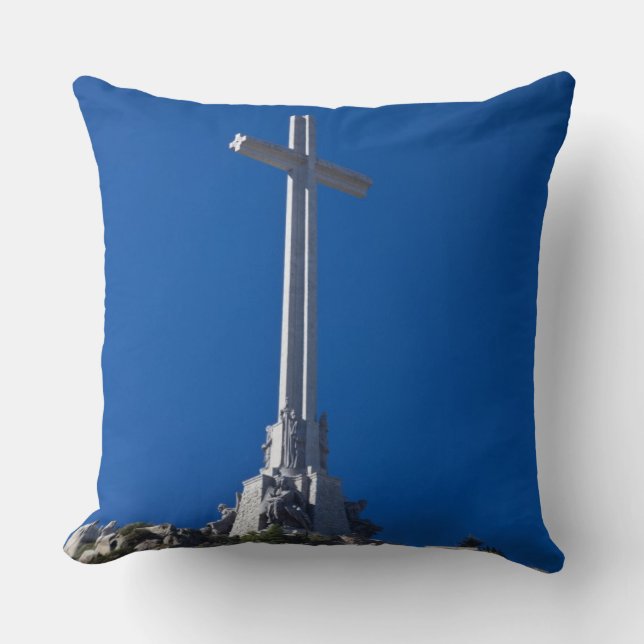 Valley of the fallen, monument cushion (Front)