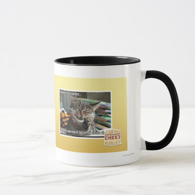 vampire cat smiles mug (Right)