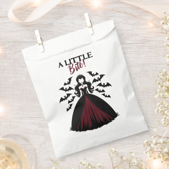 Vampire Queen Halloween Favour Bag (Clipped)