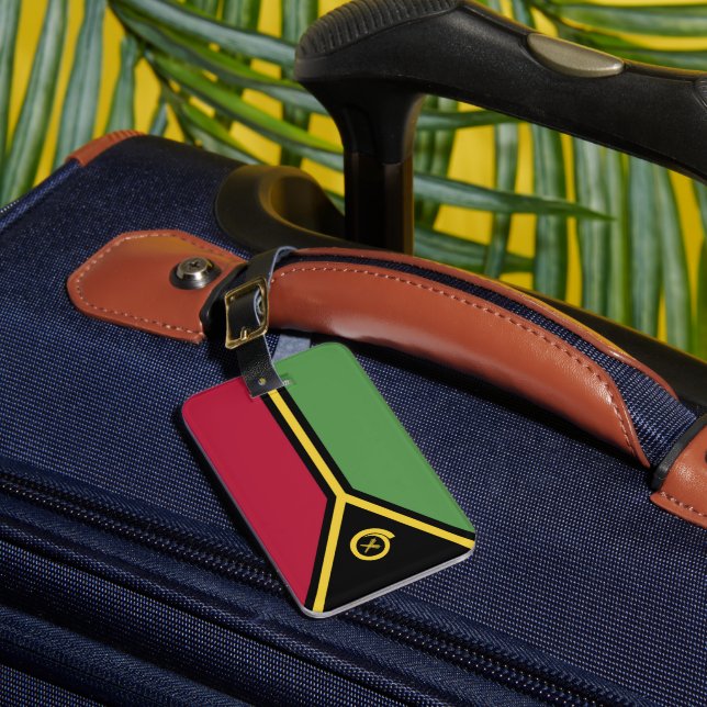 Vanuatu flag luggage tag (Front Insitu 1)