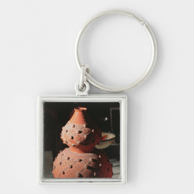 Vase in the shape of a gourd key ring (Front)