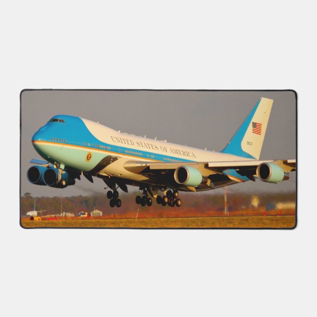VC-25A (747-200B) AIR FORCE ONE DESK MAT (Front)